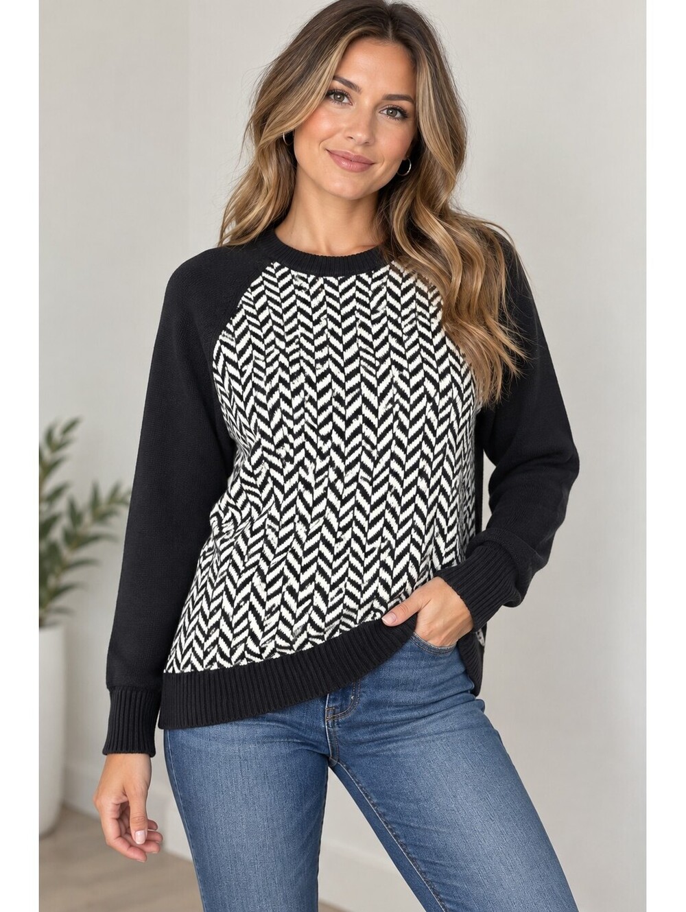 Michael Kors Sweater Womens M Black White Chevron Knit Raglan Back Zip